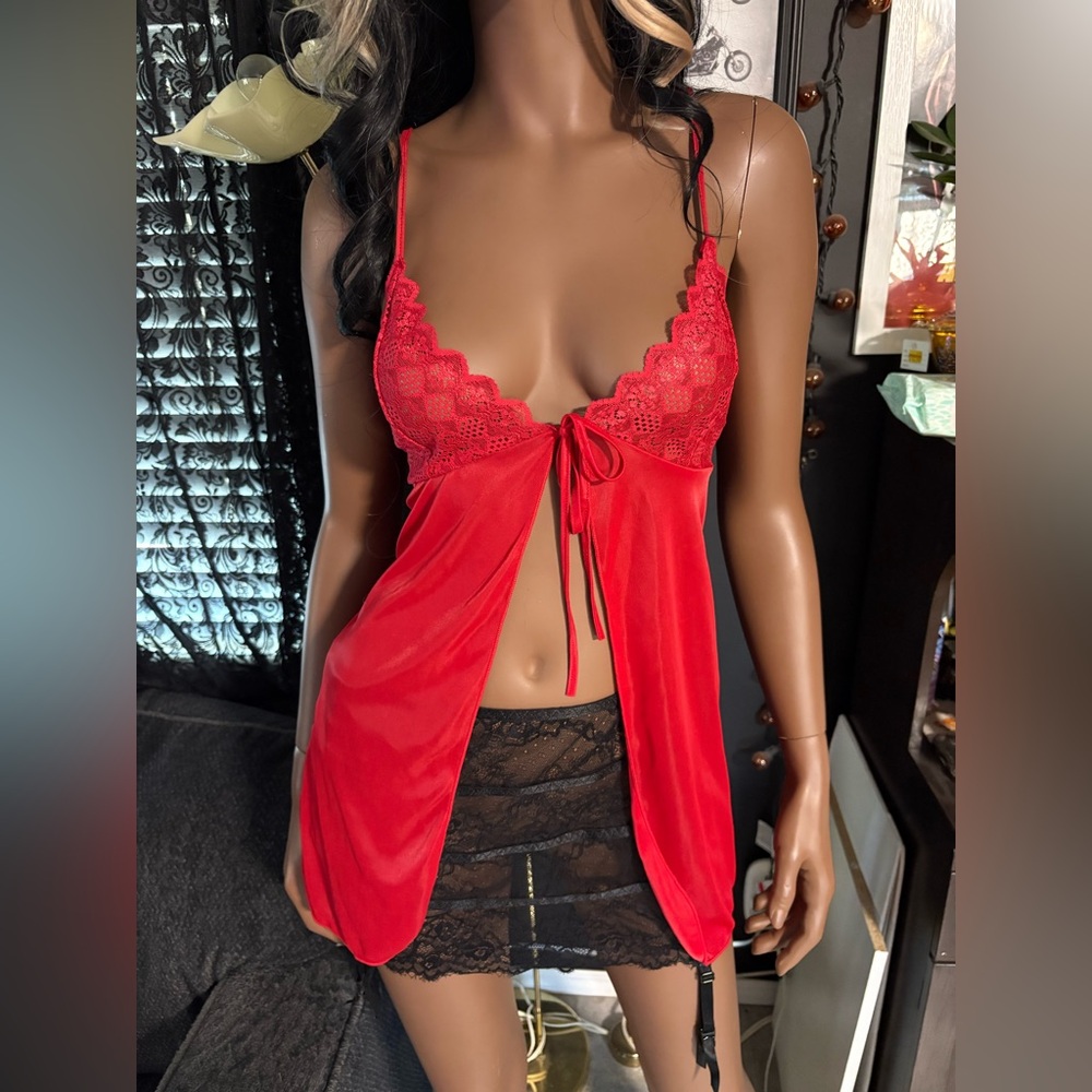 Vintage Lu-Say Creations Red Lingerie Top (Large)
